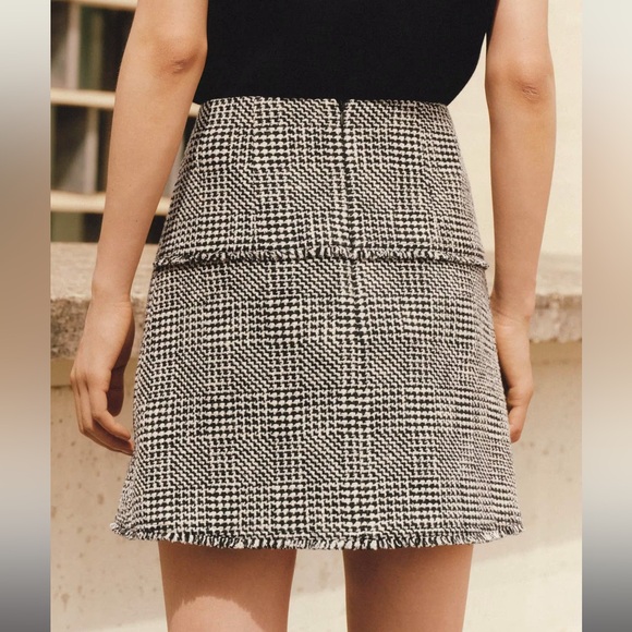 Me+Em Textured Wrap Front Mini Skirt - Picture 2 of 8